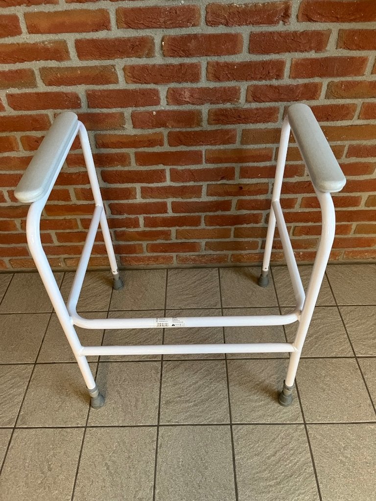 toiletframe, toiletsteun in hoogte verstelbaar, niet boren, Diversen, Ophalen, Zo goed als nieuw