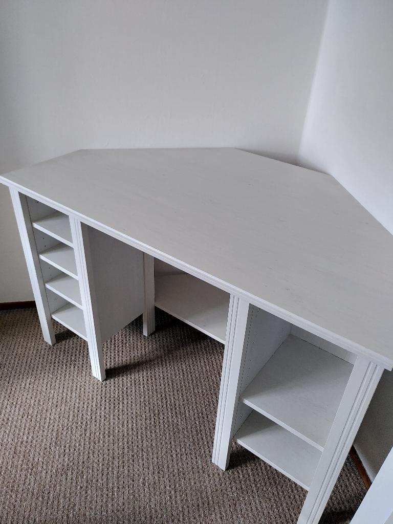 Ikea Brusali wit bureau, Ophalen, Demontabel, Zo goed als nieuw, IKEA