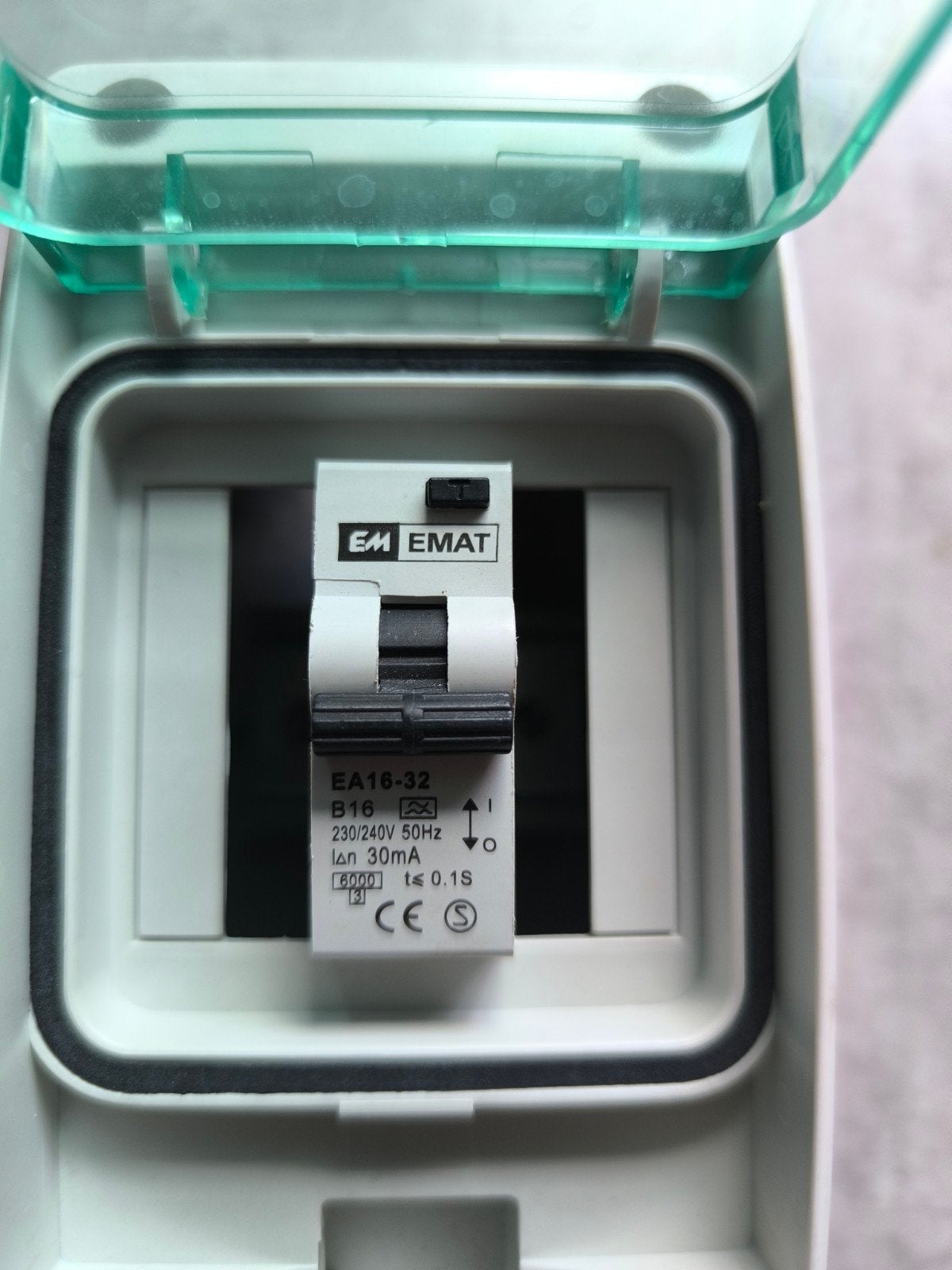 Aardlekautomaat b16 emat, Ophalen of Verzenden, Overige typen