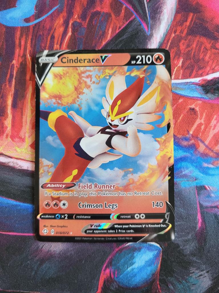 Cinderace V - Shining Fates #018/072, Hobby en Vrije tijd, Verzamelkaartspellen | Pokémon, Ophalen of Verzenden, Zo goed als nieuw