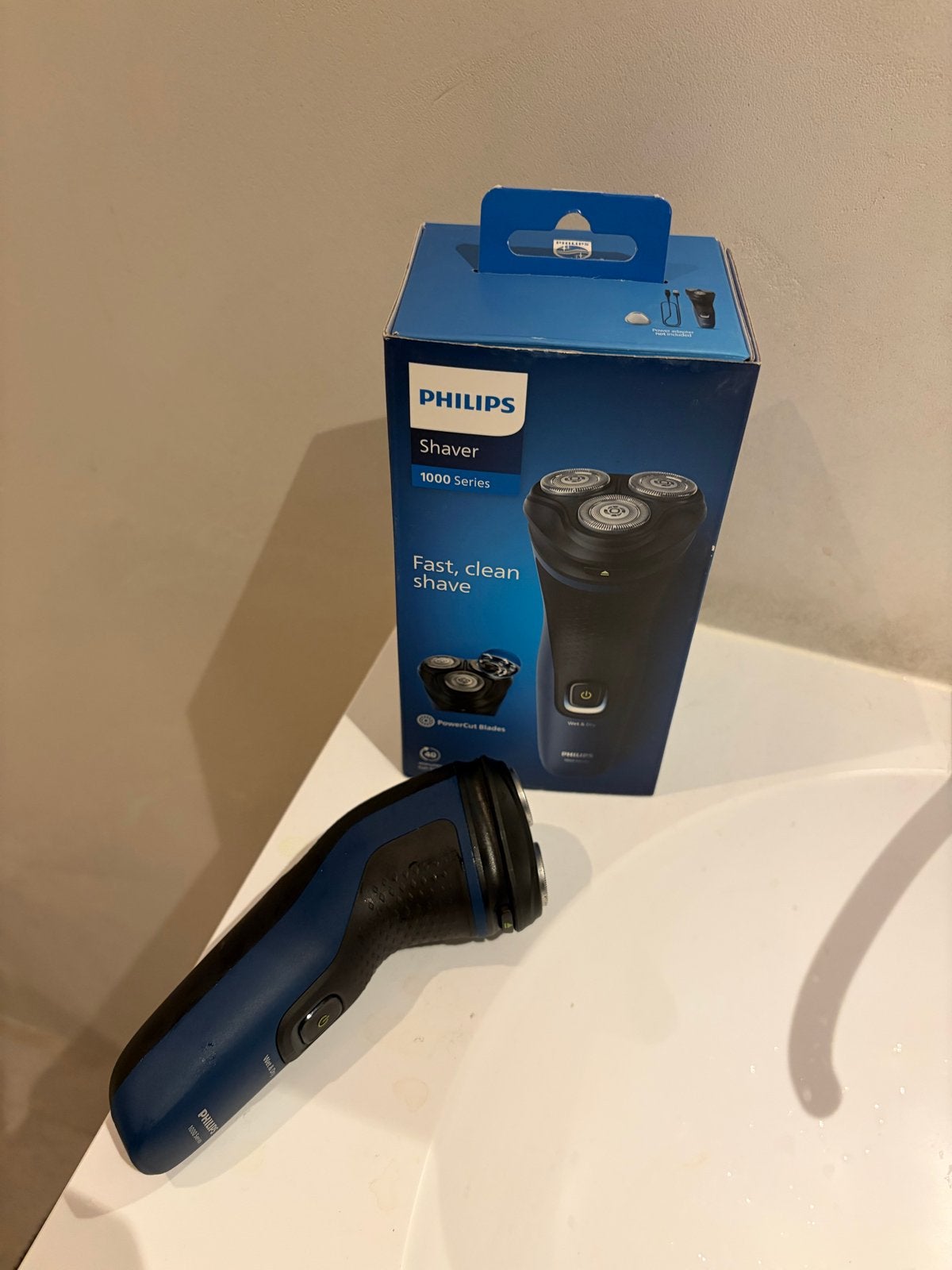Philips scheerapparaat 1000 Series (enkele weken gebruikt), Ophalen of Verzenden, Zo goed als nieuw, Scheren en Epileren