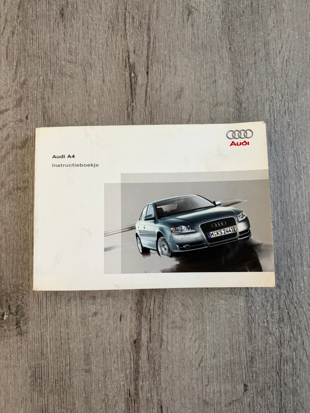 Instructieboekje Audi a4 b7 Nederlands, Auto diversen, Ophalen of Verzenden