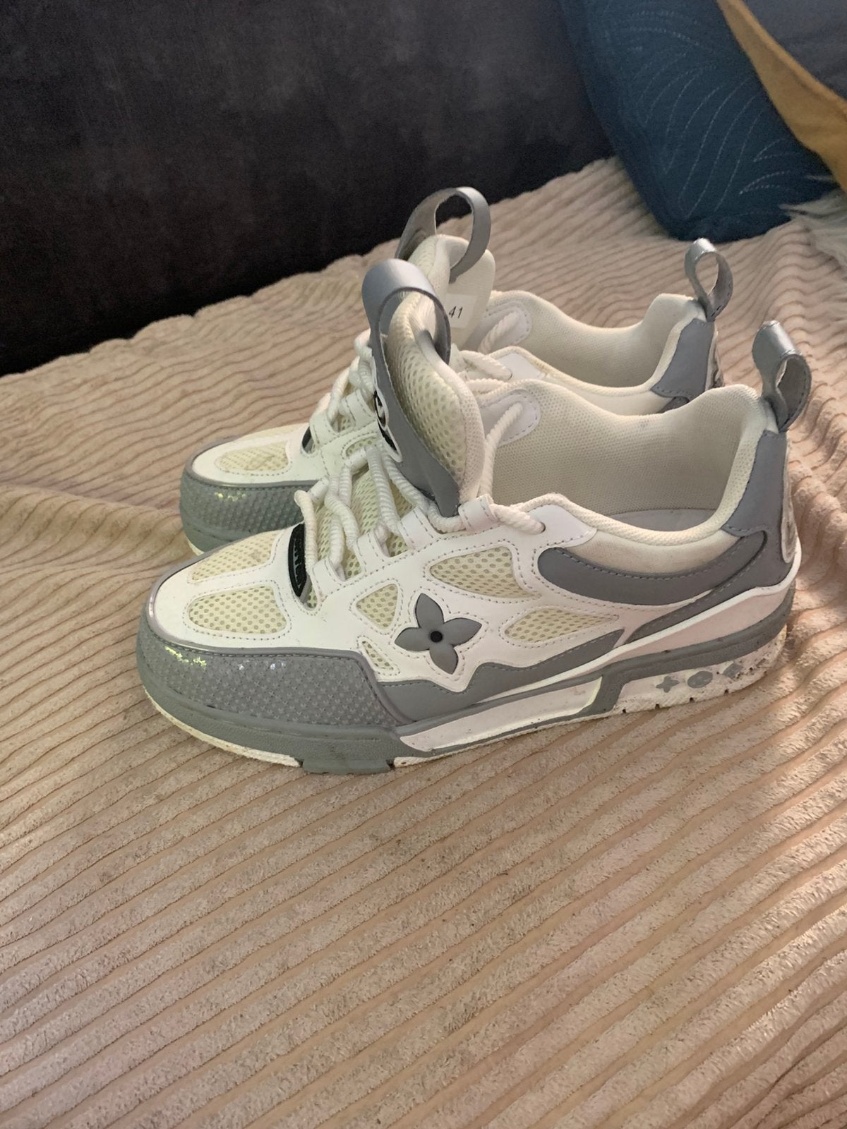 Sneakers universeel, Kleding | Dames, Schoenen, Ophalen of Verzenden, Zo goed als nieuw, Sneakers of Gympen