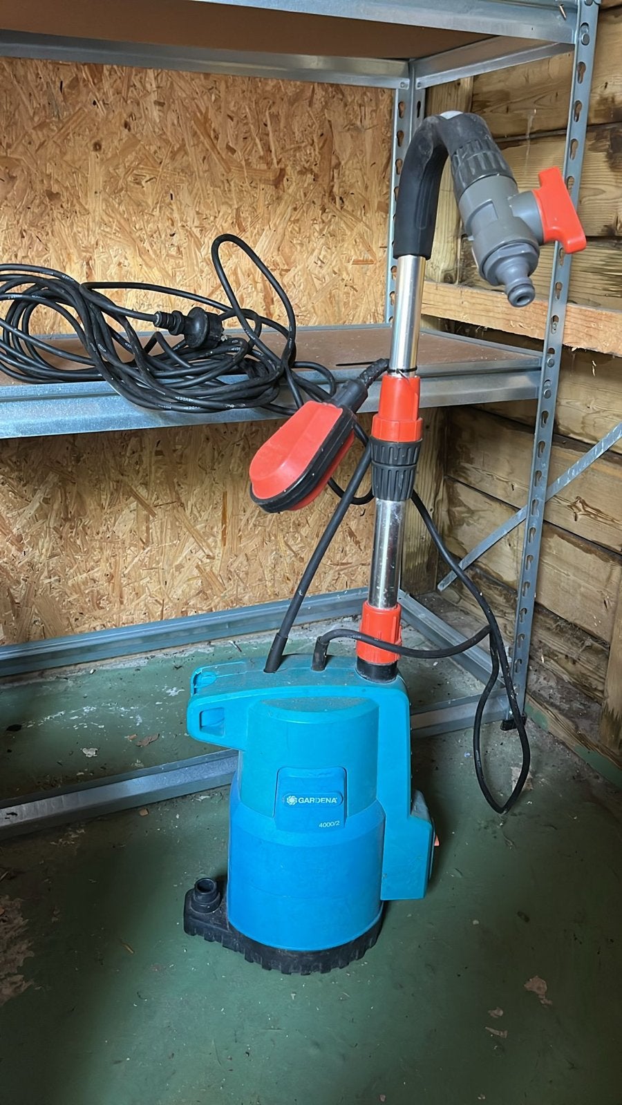 Gardena Regentonpomp - Efficiënt Water Besparen, Verzenden, Gebruikt, Elektrisch, Regentonpomp
