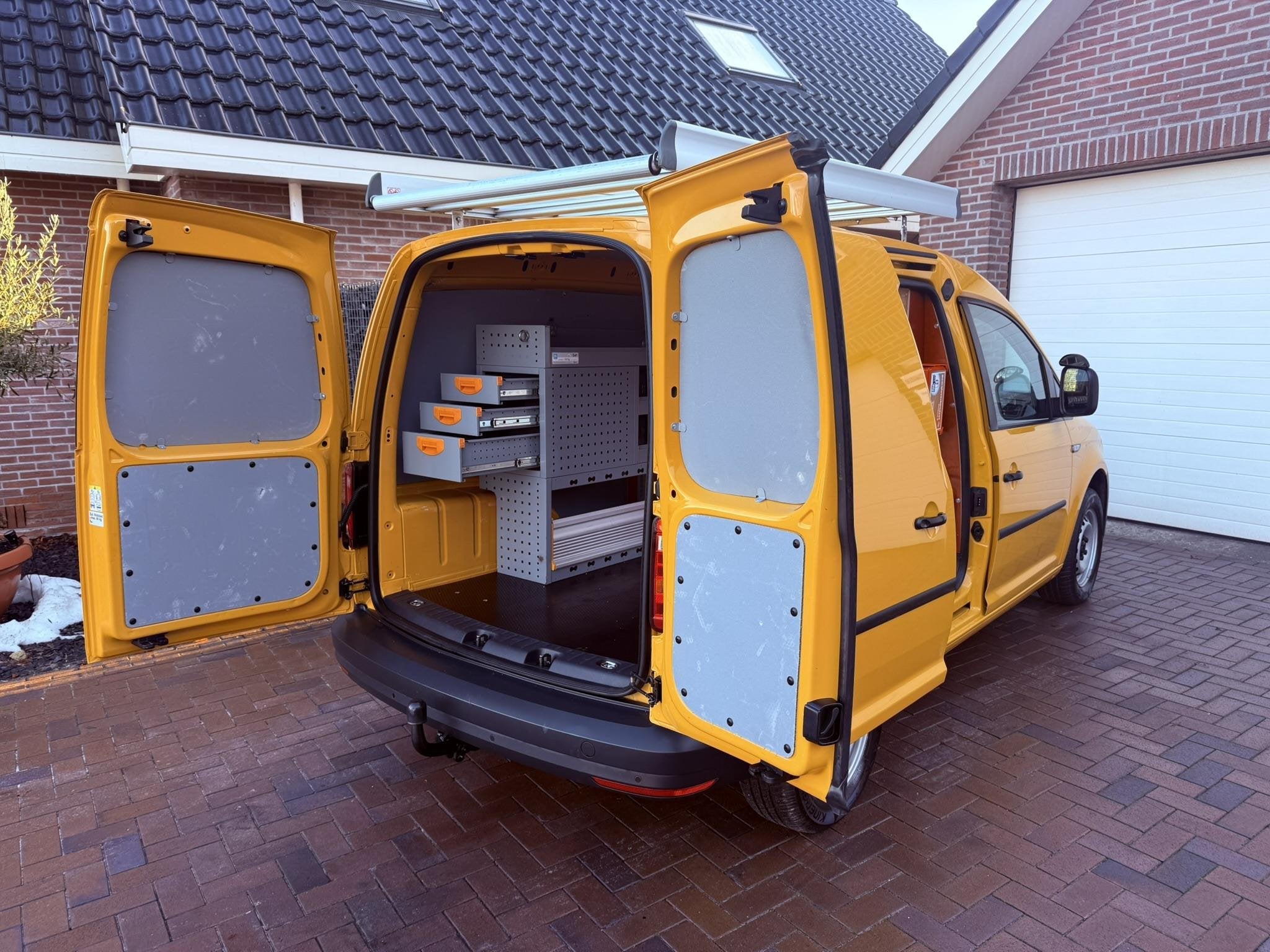 Volkswagen Caddy 2.0 TDI L1H1 imperial trekhaak inrichting a, Stof, Gebruikt, 4 cilinders, Volkswagen