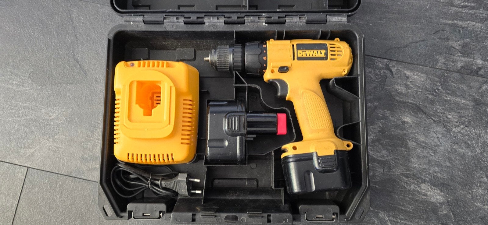 draadloze boormachine DeWalt DW907KA, Doe-het-zelf en Verbouw, Gereedschap | Boormachines, Ophalen, Boormachine