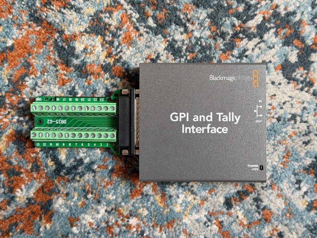 Blackmagic Design GPI and Tally Interface + DB25 breakout, Ophalen of Verzenden, Gebruikt, Video