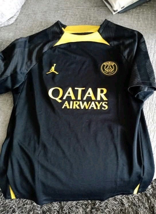 Saint Germain voetbalshirt in maat 158-176., Maat XS of kleiner, Ophalen of Verzenden, Zo goed als nieuw, Shirt