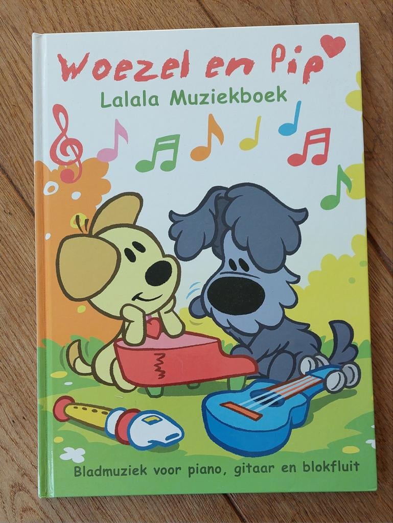Woezel en Pip Lalala Muziekboek - Bladmuziek, Ophalen of Verzenden, Zo goed als nieuw, Thema, Gitaar