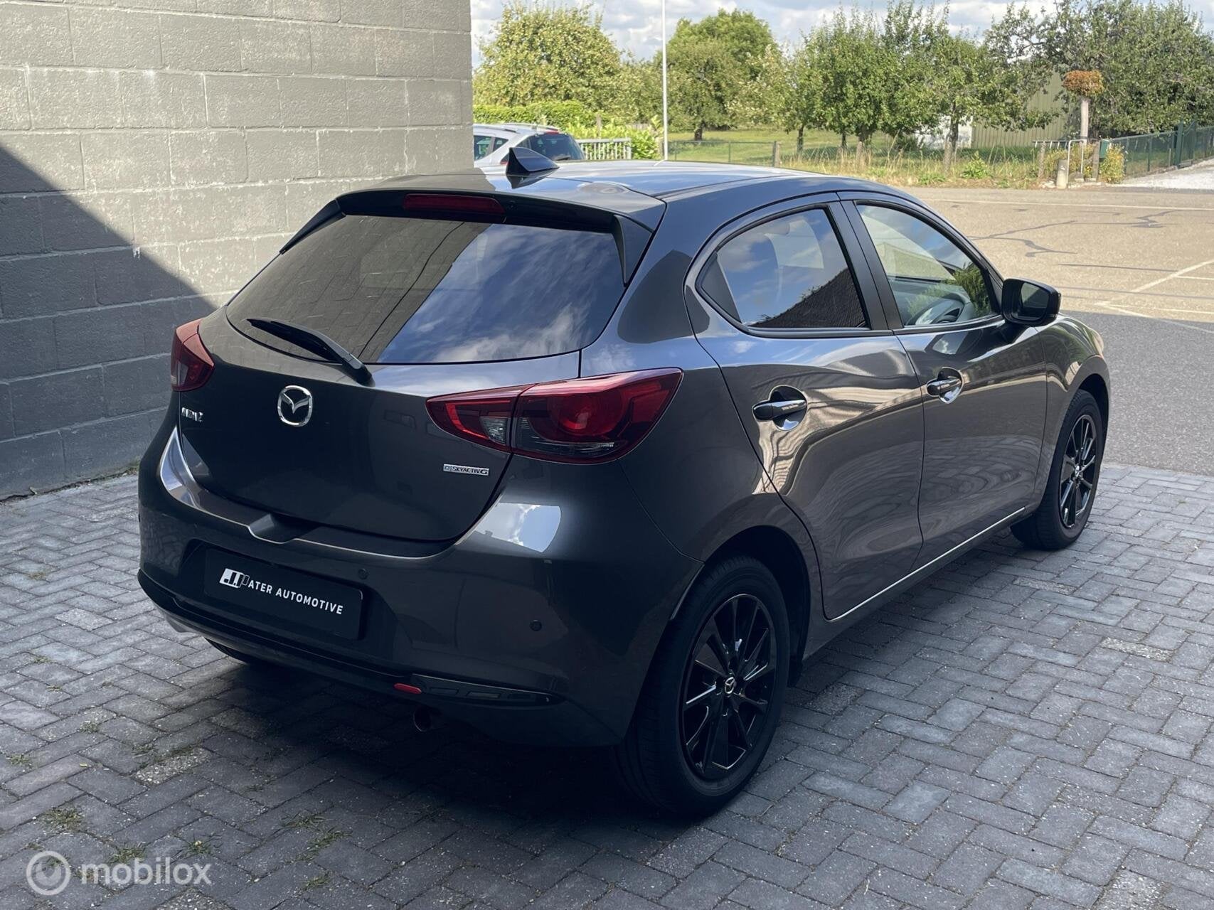 Mazda 2 1.5 e-SkyActiv-G 90 Homura | AIRCO | CarPlay | Led |, Auto's, Gebruikt, Bedrijf, Handgeschakeld, Hybride Elektrisch/Benzine
