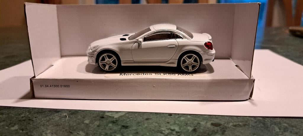 Mercedes slk 55 amg 1:43, Hobby en Vrije tijd, Modelauto's | 1:43, Ophalen of Verzenden, Auto