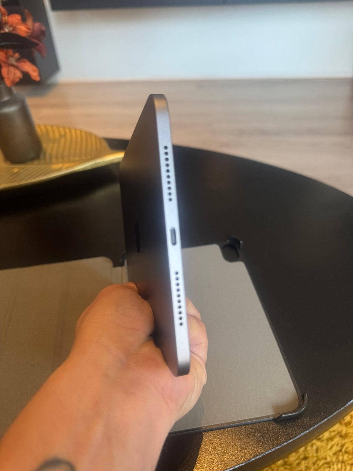 Foto 8 van Apple iPad Mini (2024) Wifi - 128 GB - Spacegrijs