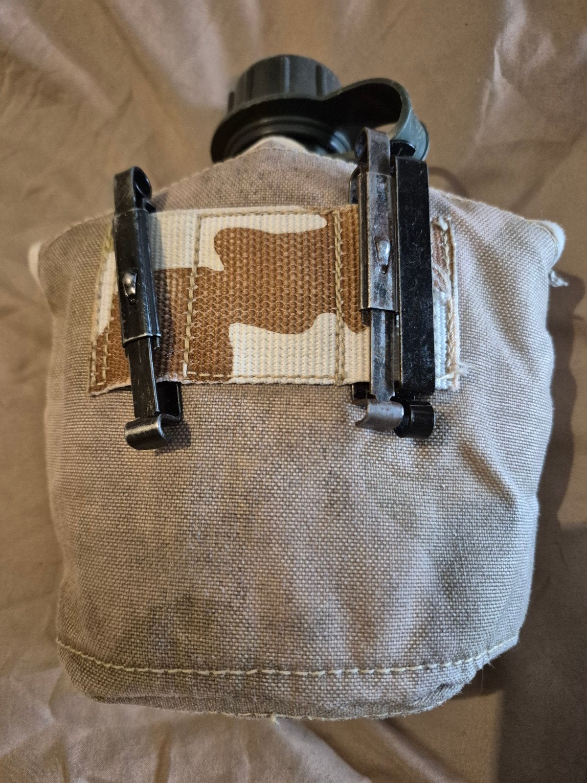 Militaire veldfles met hoes - Vintage, Ophalen of Verzenden