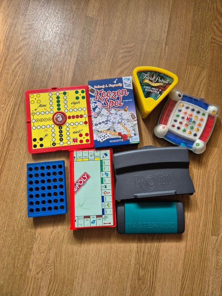 Reisspelletjes, Hobby en Vrije tijd, Gezelschapsspellen | Bordspellen, MB Spellen, Ophalen of Verzenden, Zo goed als nieuw, Een of twee spelers