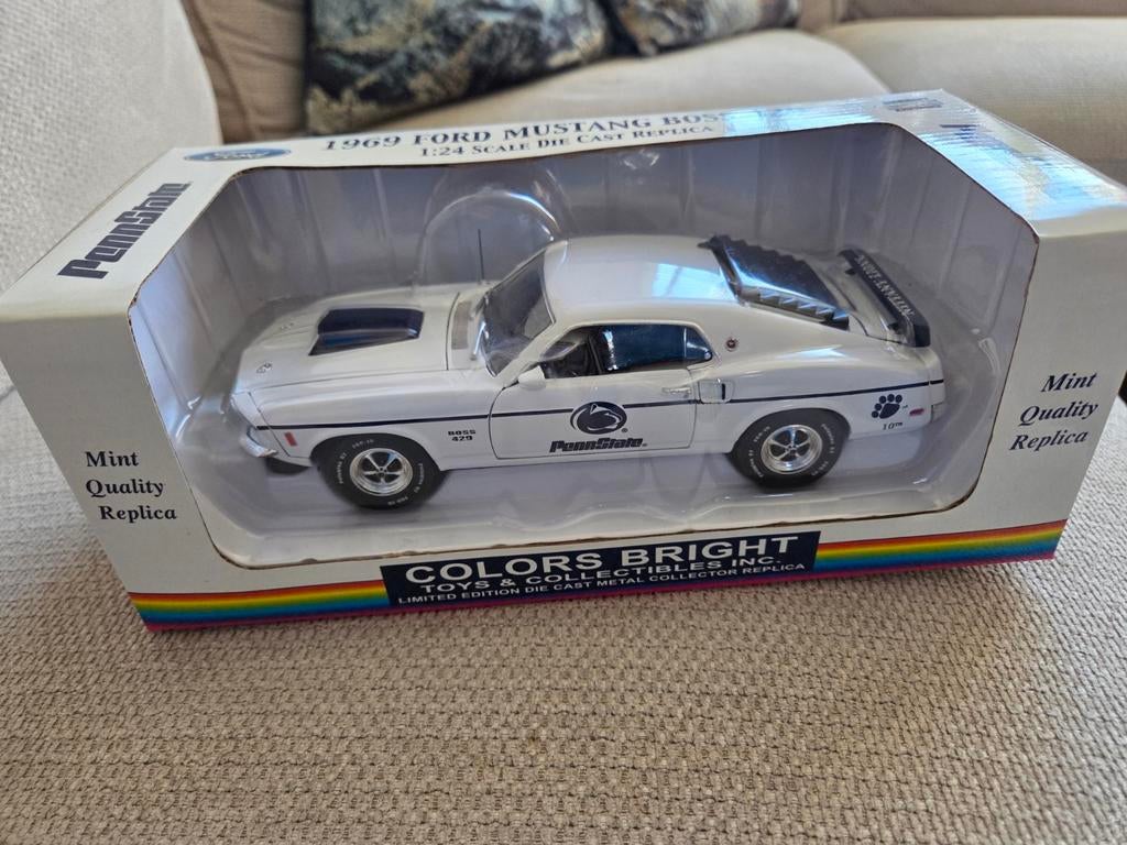 1969 Ford Mustang Boss 429 Pennstate limited edition 1:24, Overige merken, Auto, ., Nieuw