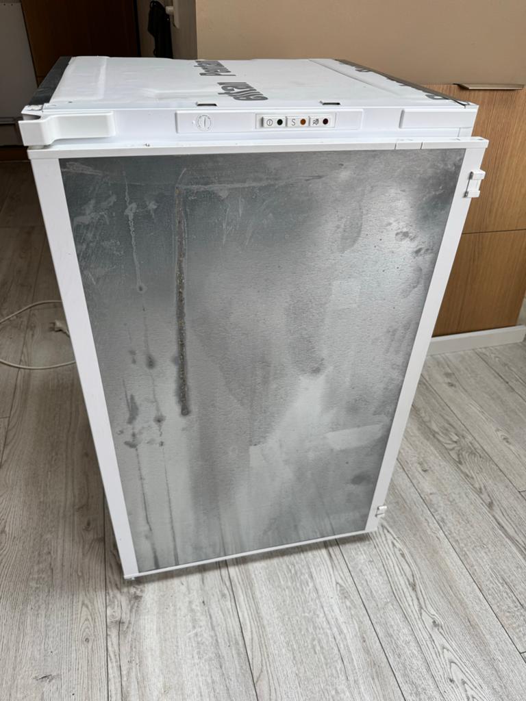 Siemens Inbouw Vrieskast - in goede staat, Minder dan 60 cm, Zo goed als nieuw, Inbouw, Ophalen