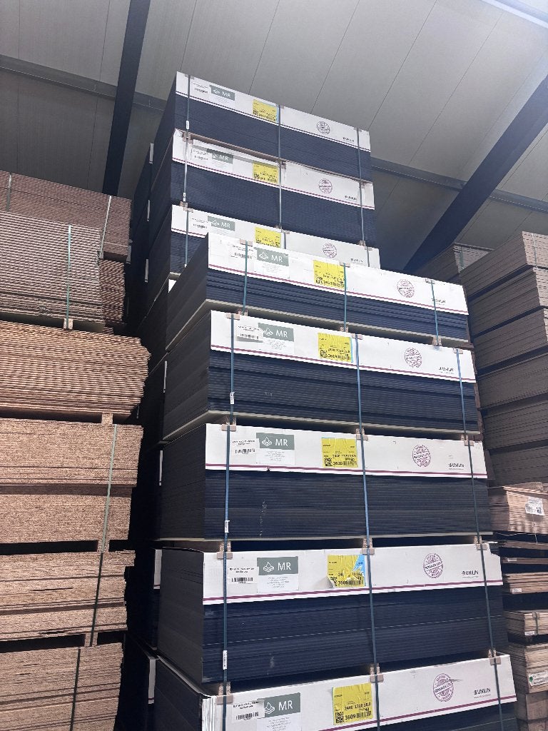 MDF VH 18 x 2440 x 1220 mm door en door zwart MR, Doe-het-zelf en Verbouw, Ophalen of Verzenden, Nieuw, Hout, Minder dan 20 mm