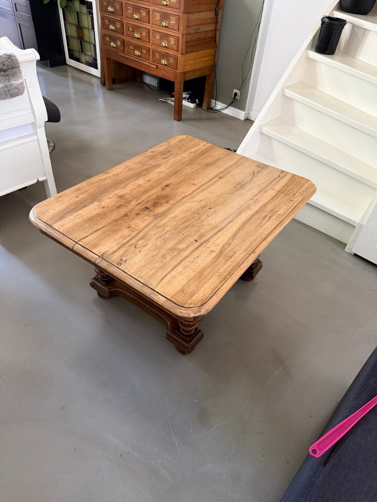 Houten salontafel eiken 82 x 104 cm hoogte 55 cm, Huis en Inrichting, Ophalen, Gebruikt, 100 tot 150 cm, 50 tot 75 cm