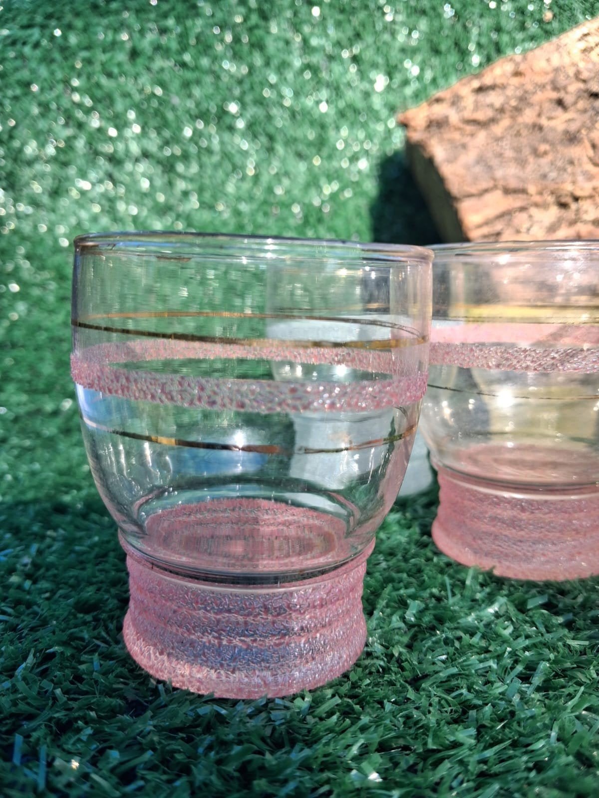 Set van 8 Vintage Borrelglaasjes met Gouden en Roze Details, Antiek en Kunst, Antiek | Glas en Kristal, Ophalen of Verzenden