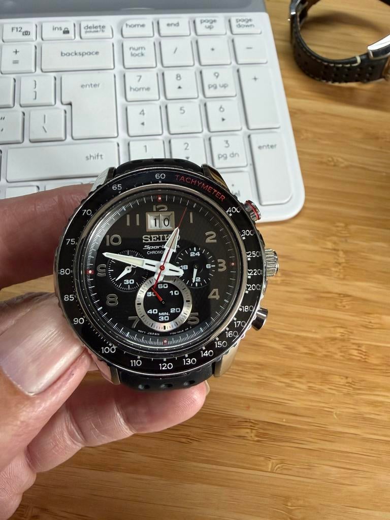 SEIKO SPORTURA CHRONOGRAPH Black. €225,-, Ophalen of Verzenden, Zo goed als nieuw, Staal, Seiko