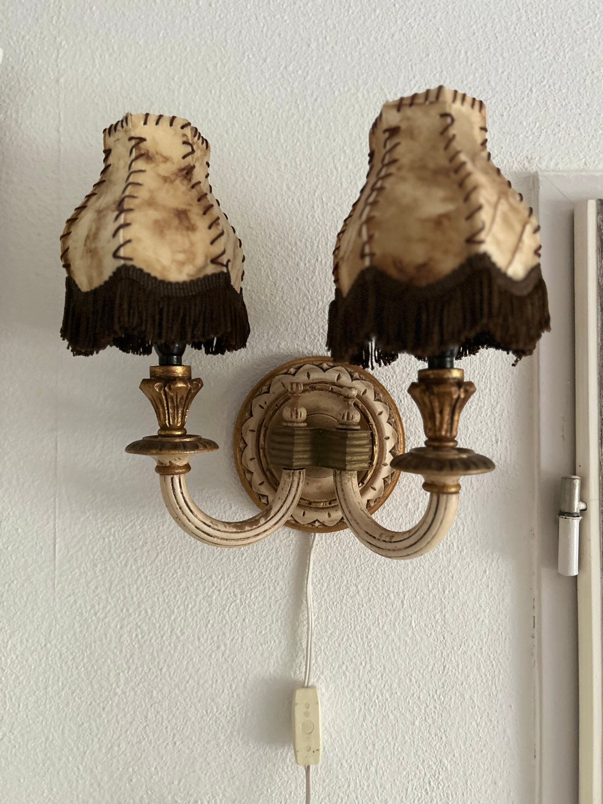 Antieke lamp, jaren ‘30 muurlamp draaibaar, kapjes, snoer ed, Antiek en Kunst, Ophalen of Verzenden