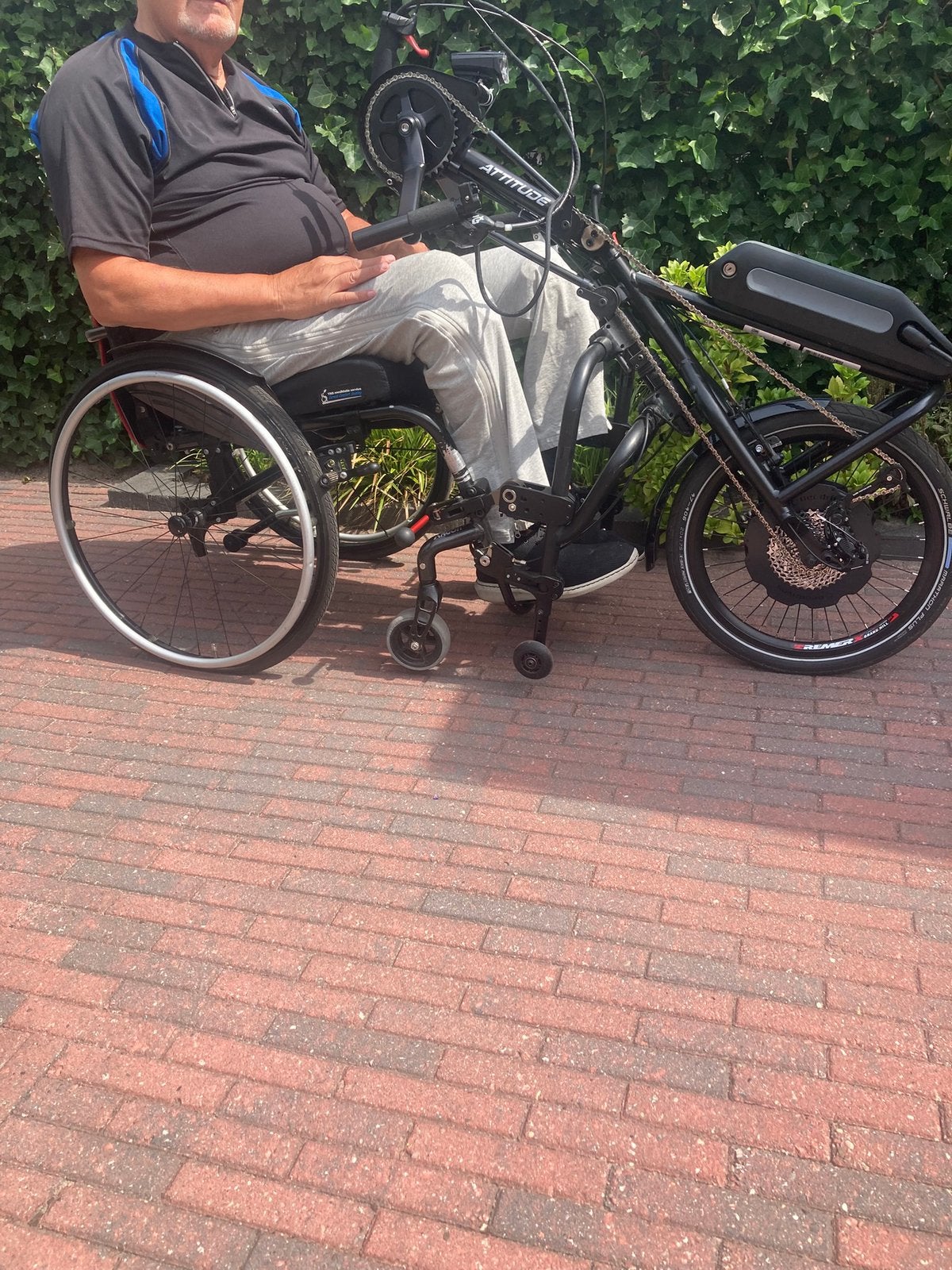 Quikie handbike met eventueel een Quickie rolstoel., Diversen, Ophalen, Gebruikt, Duwrolstoel