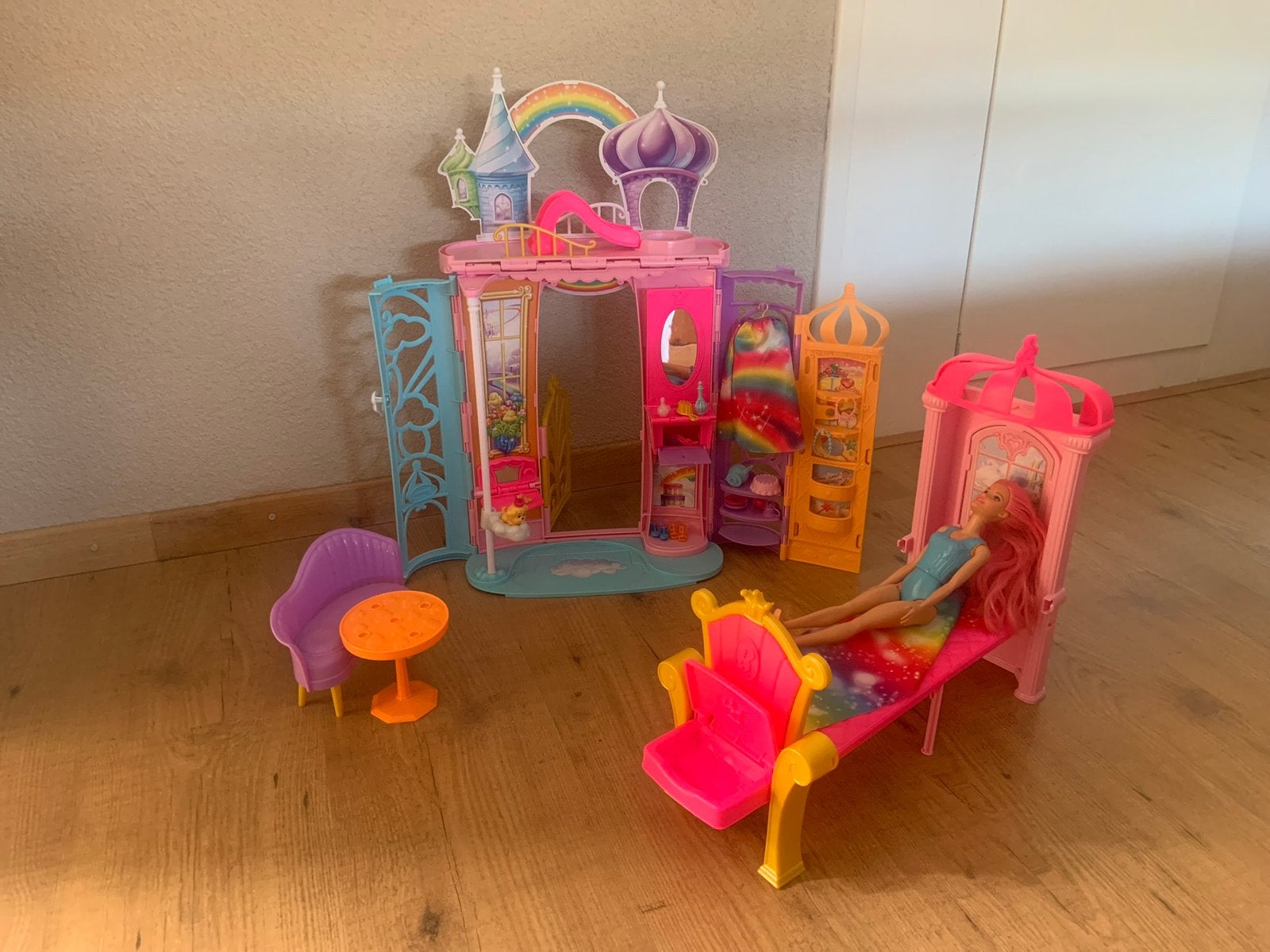 Barbie dreamhouse, Ophalen, Zo goed als nieuw, Poppenhuis