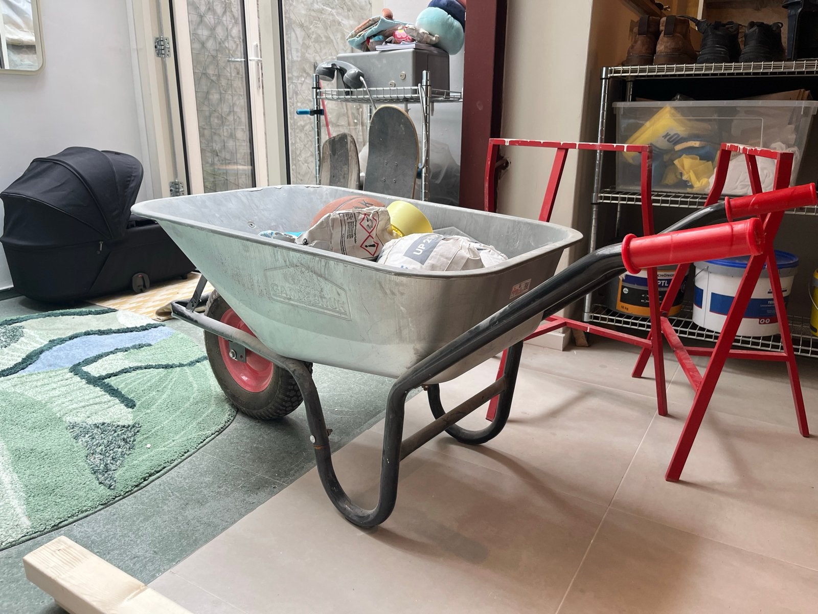 GARDENBRUK Kruiwagen - Zo goed als nieuw, Ophalen, Zo goed als nieuw, Handmatig, Tweewielig