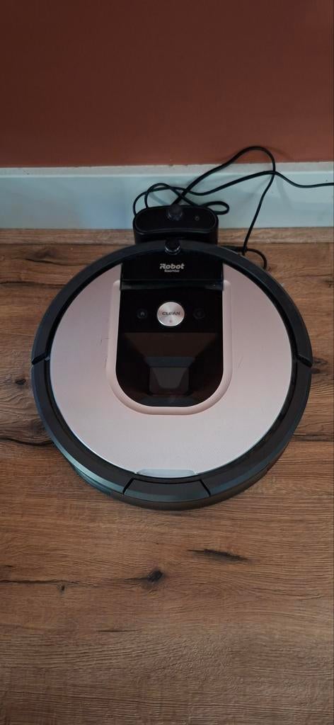 iRobot Roomba 971 met nieuwe accu en borstels, Ophalen, Gebruikt, IRobot, Robotstofzuiger