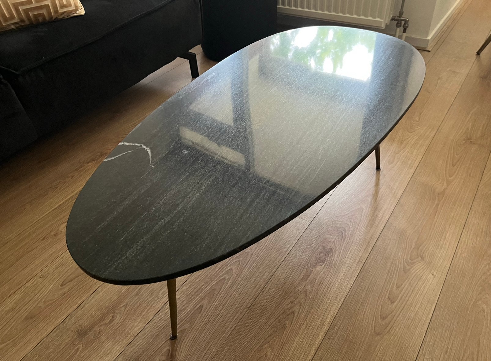 Elegante zwarte marmeren salontafel – 110 x 51 cm, Ophalen, 100 tot 150 cm, Zo goed als nieuw, Minder dan 50 cm