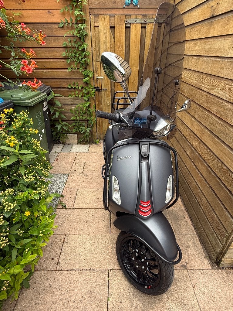 Vespa Sprint 2019, 7300km!, Fietsen en Brommers, Ophalen, Gebruikt, Overige modellen, Maximaal 45 km/u
