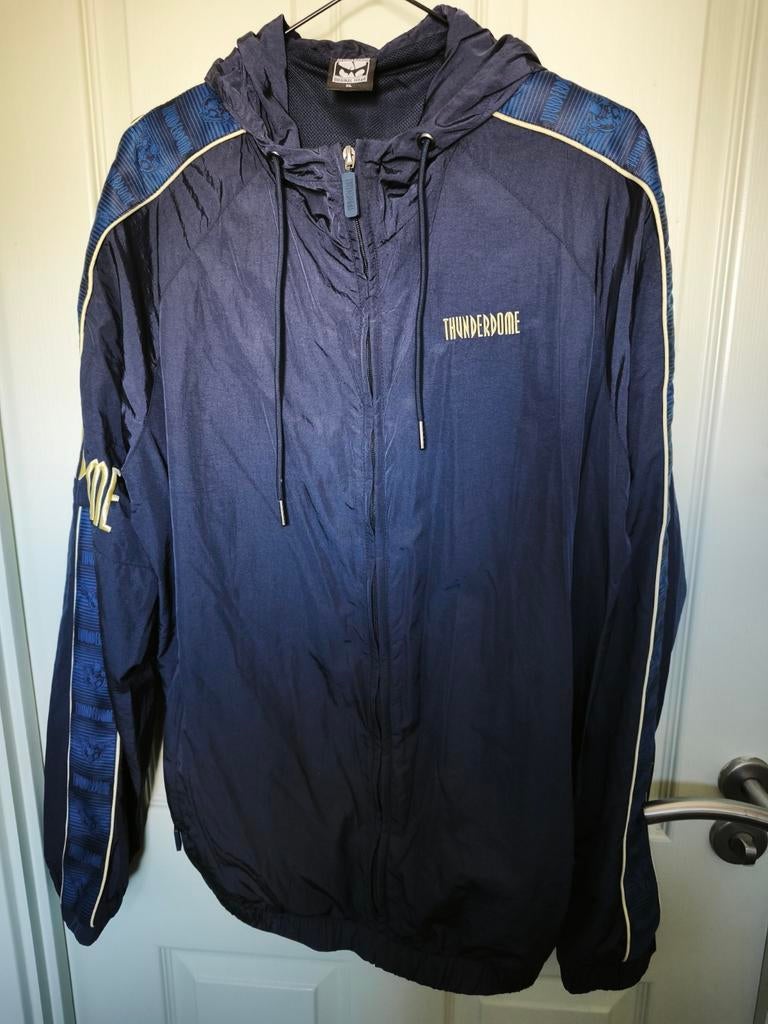 Thunderdome trainingsjack XL - Nieuwstaat (ruilen L), Blauw, Thunderdome, Ophalen of Verzenden, Maat 56/58 (XL)