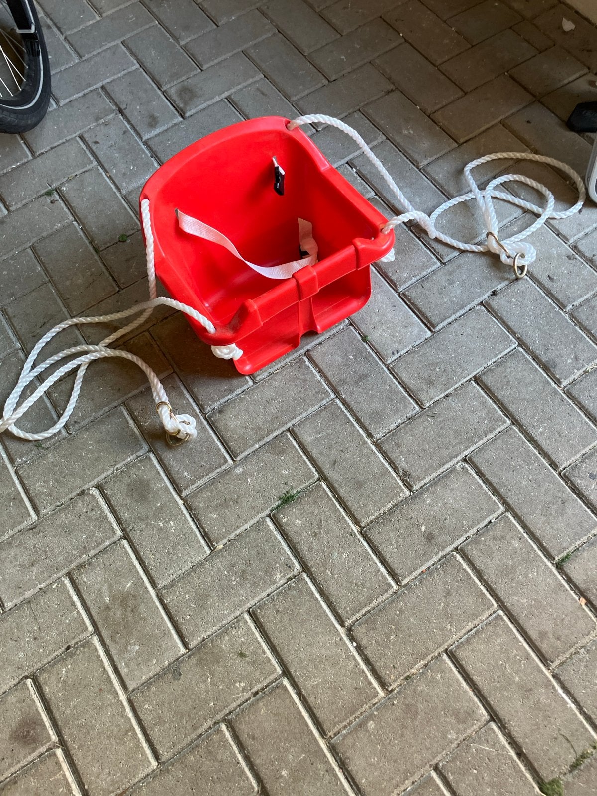 Rode babyschommel met veiligheidsgordel, Kinderen en Baby's, Ophalen, Gebruikt, Schommel