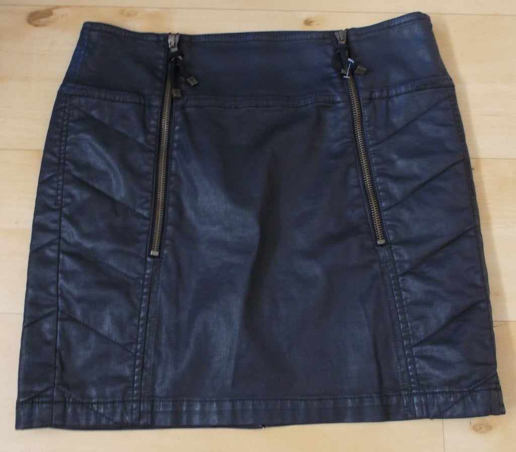 Stoere donkerbruine beetje leather look rok van Marc Cain!XL, Kleding | Dames, Bruin, Verzenden, Maat 46/48 (XL) of groter, Zo goed als nieuw