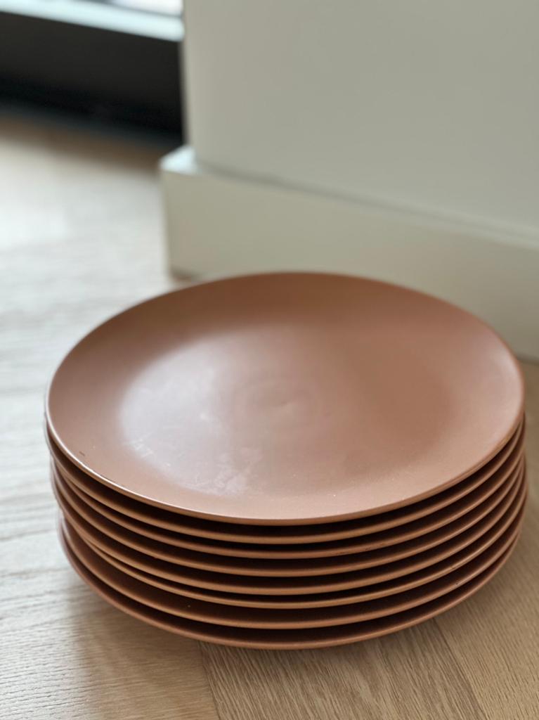 8 terracotta dinerborden van Home Delight, Huis en Inrichting, Ophalen of Verzenden, Zo goed als nieuw, Bord(en), Overige stijlen
