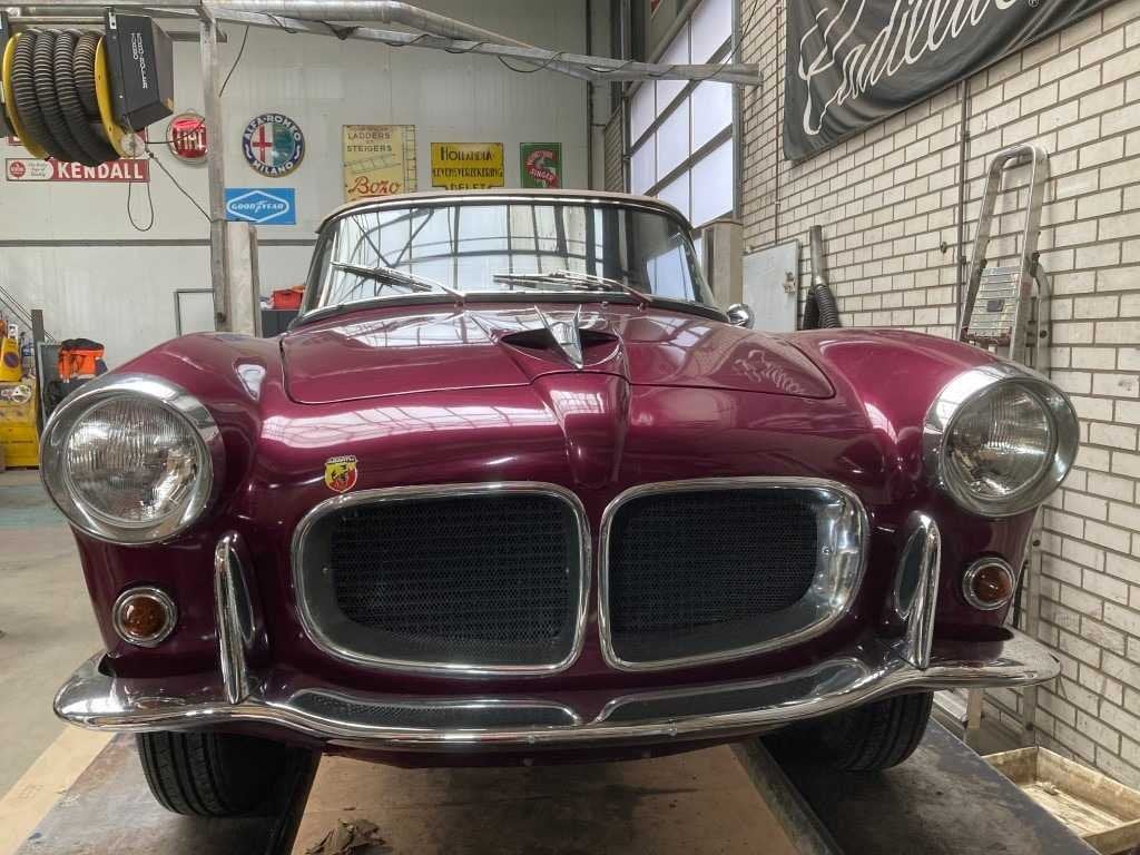 1956 Fiat 1100 TV Spider | Italian Classic Roadster, Auto's, Oldtimers, Cabriolet, Overige brandstoffen, Bedrijf, Handgeschakeld