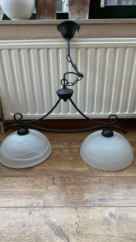 hanglamp met 2 glazen kappen, Ophalen of Verzenden, Zo goed als nieuw, Minder dan 50 cm