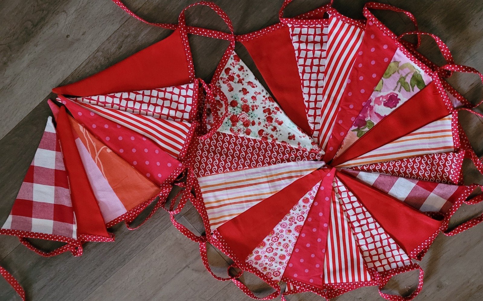Supergoedkoop 10 M Slinger Vlaggenlijn Vlaggetjes van stof, Ophalen of Verzenden, Nieuw, Versiering, Overige