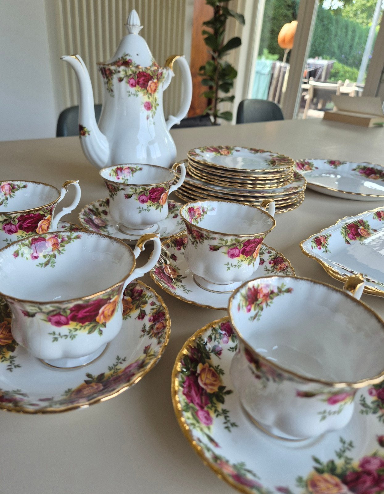 Royal Albert Old Country Roses 26 delig jr 60, Antiek en Kunst, Antiek | Servies compleet, Ophalen