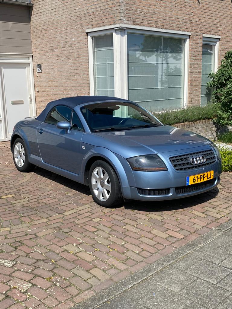 Audi TT cabriolet, Auto's, TT, Zwart, Blauw, Handgeschakeld