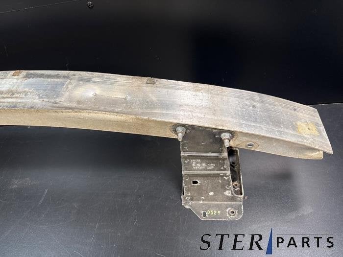 Bumperframe voor van een Mercedes B-Klasse, Gebruikt, -, Ophalen of Verzenden, -