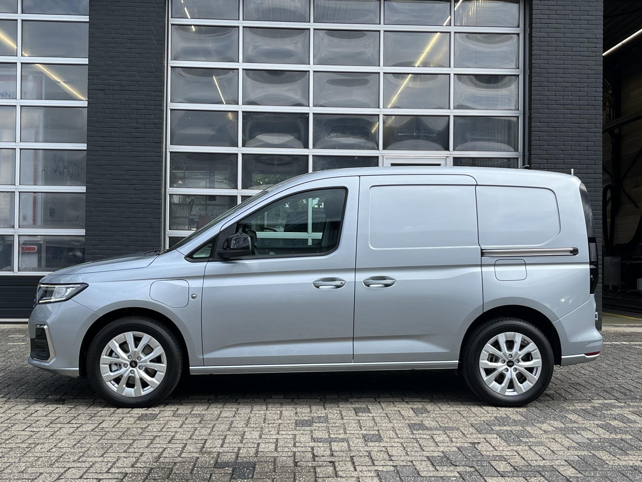 Ford Transit Connect 1.5 EcoBoost PHEV L1 Limited 150pk! Ada, Auto's, 1498 cc, Euro 6, 4 cilinders, 150 pk