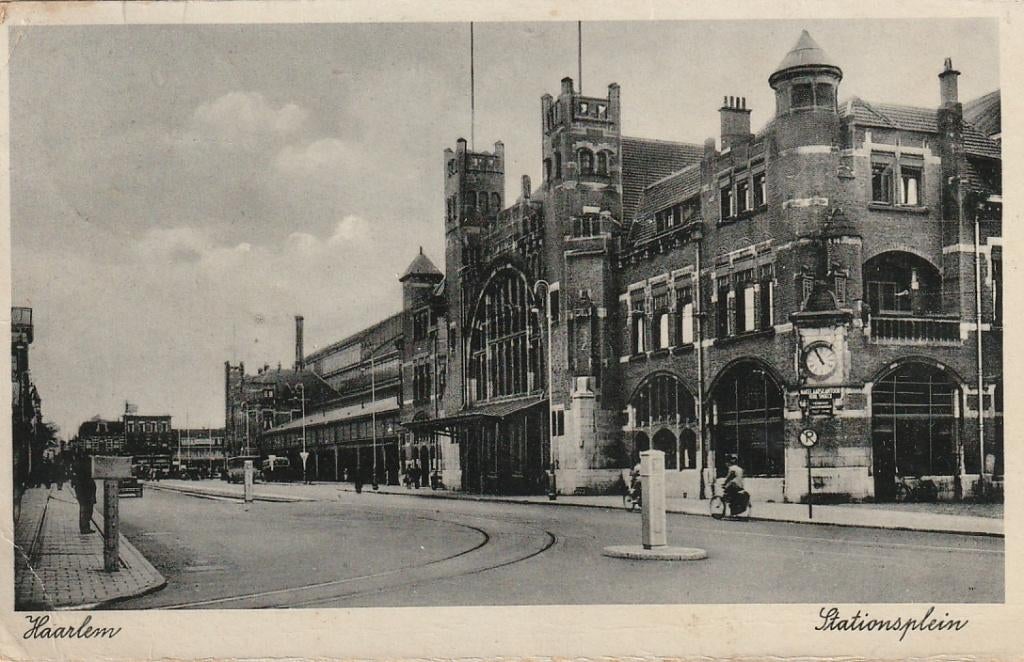 Haarlem  Station stationsplein 1938, Ophalen of Verzenden, 1920 tot 1940, Gelopen, Noord-Holland