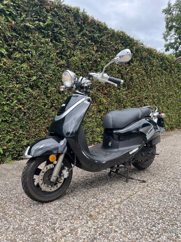 SYM Allo 50 zwart - voor onderdelen/opknapper (compleet), Fietsen en Brommers, Scooters | SYM, Ophalen, Gebruikt, Maximaal 45 km/u