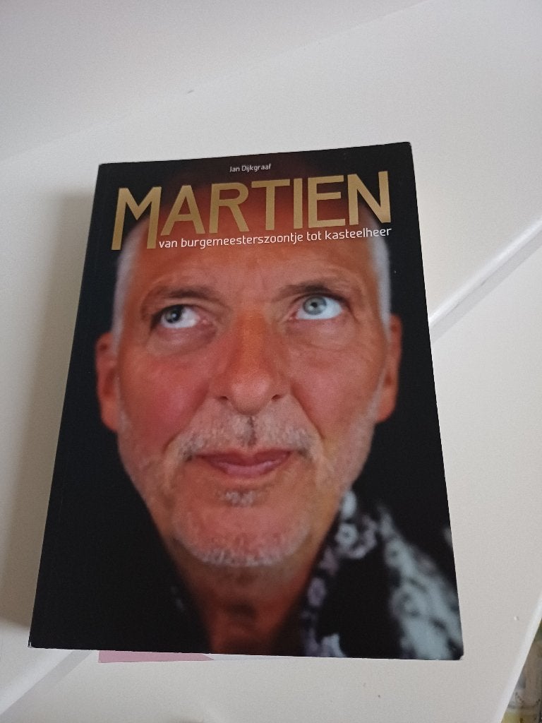 MARTIEN MIJLAND Z.G.A.N.  BOEK, Ophalen of Verzenden, Zo goed als nieuw