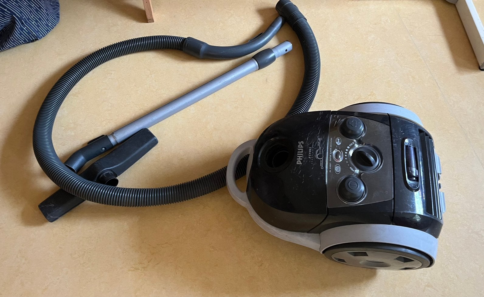 Philips FC9162 stofzuiger - mondstuk defect, Ophalen, Gebruikt, Philips, 2000 watt of meer