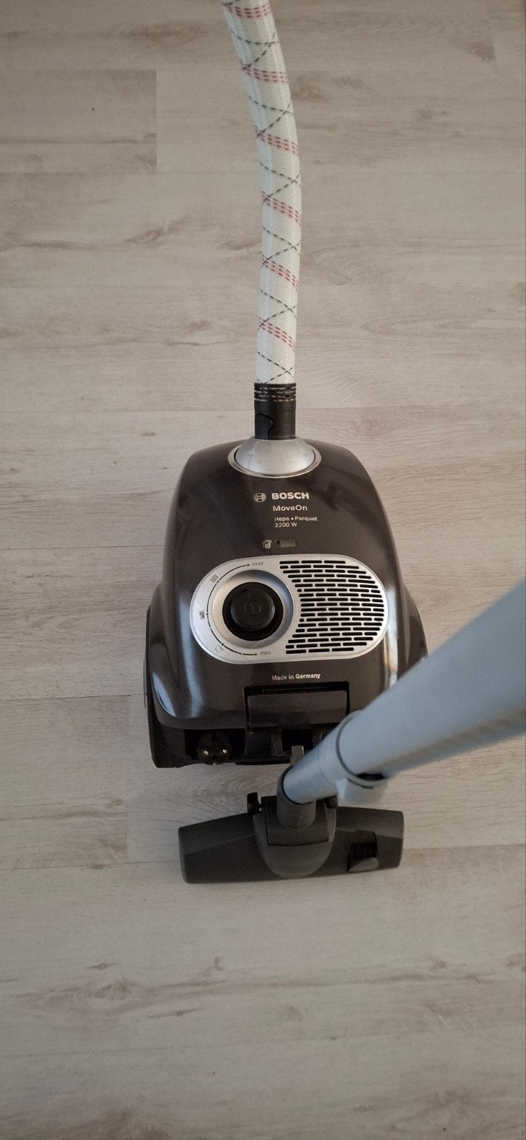 Bosch stofzuiger te koop  2200 watt, Witgoed en Apparatuur, Stofzuigers, Ophalen of Verzenden