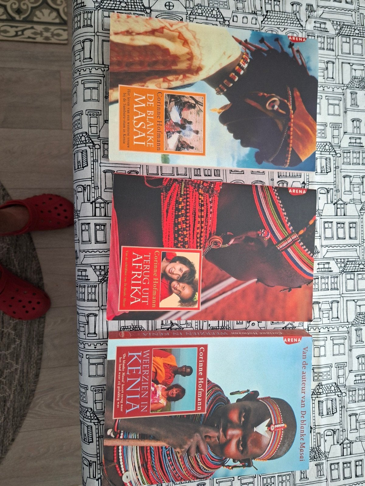 Corinne Hofmann - De blanke masai, Boeken, Ophalen of Verzenden, Zo goed als nieuw, Corinne Hofmann