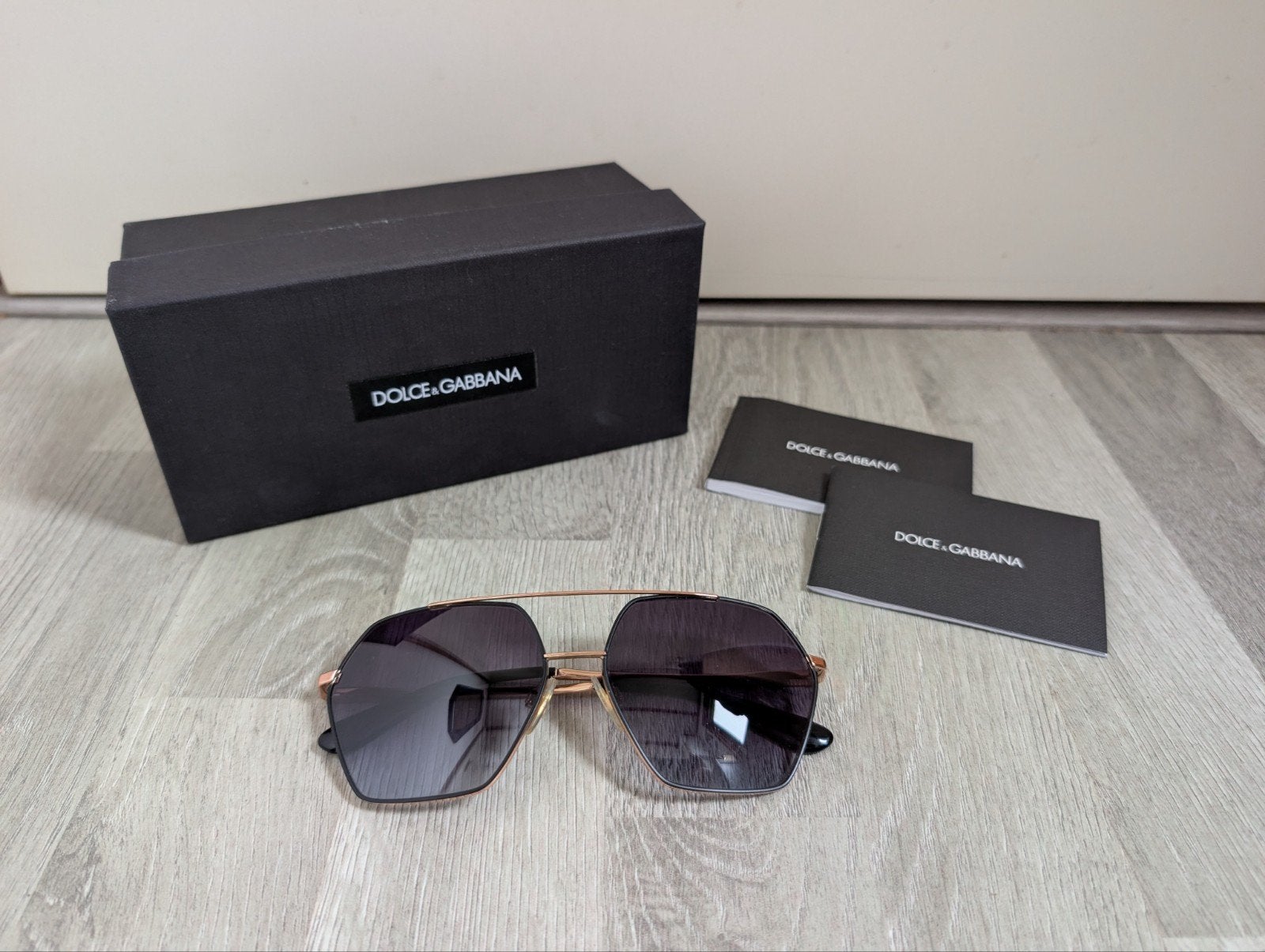 Dolce & Gabbana Zonnebril, Zonnebril, Zwart, Ophalen of Verzenden, Zo goed als nieuw