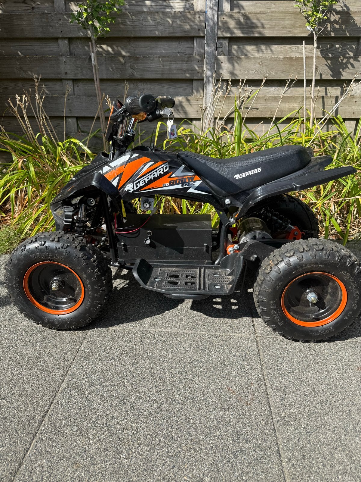 Gepard 800W Basic Kinderquad - Start niet, zonder oplader, Ophalen, Gebruikt